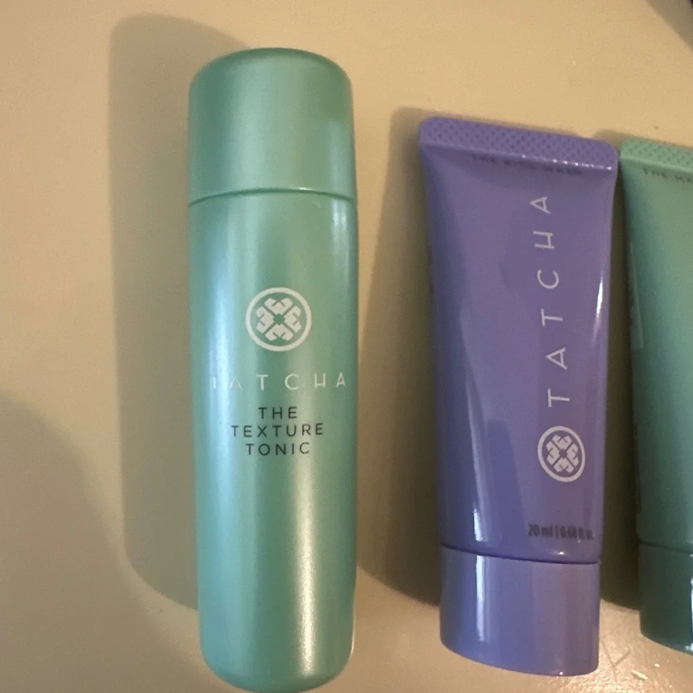Tatcha - Picture 1 of 3